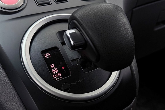 Nissan e-NV200 24 of 28