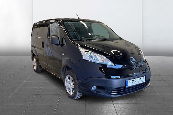 Nissan e-NV200 3 of 11