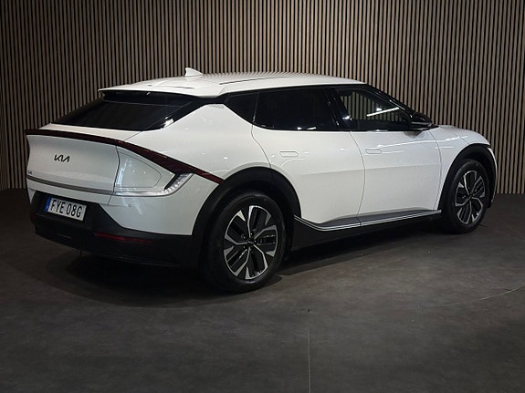 Kia EV6 5 of 30