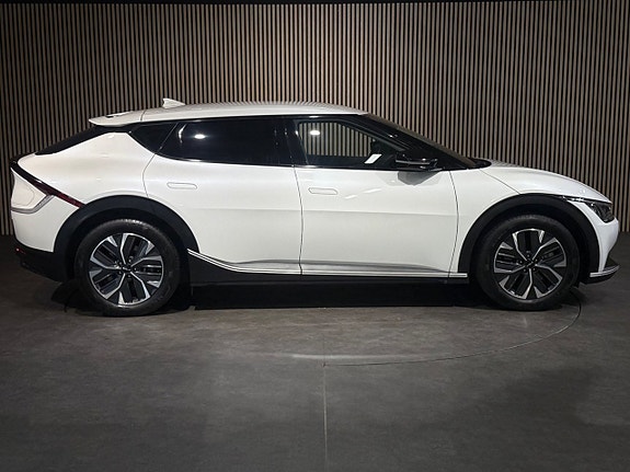 Kia EV6 4 of 30