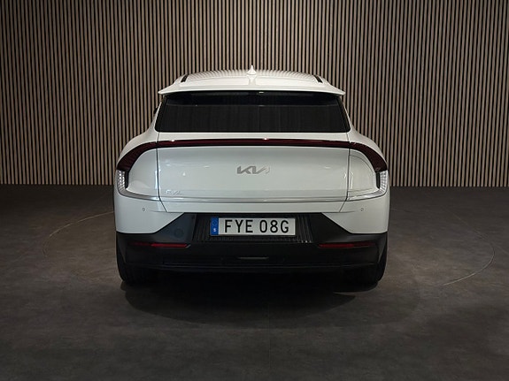 Kia EV6 6 of 30