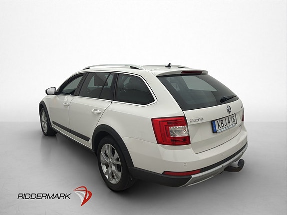 Skoda Octavia Scout 5 of 30