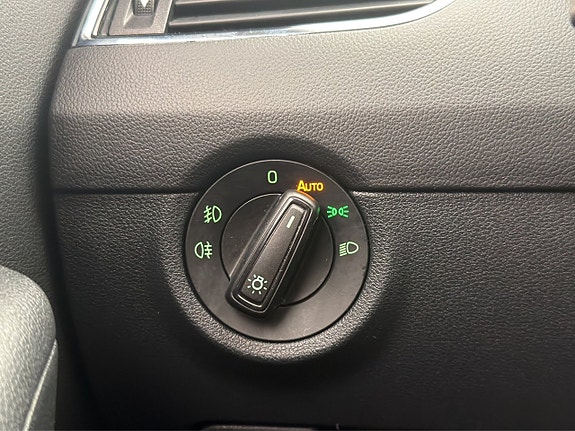 Skoda Octavia Scout 26 of 30