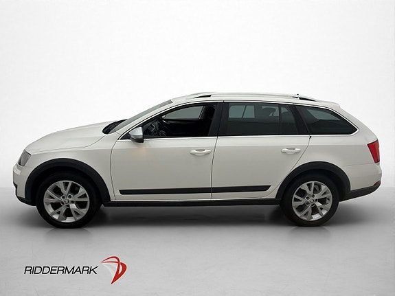 Skoda Octavia Scout 4 of 30