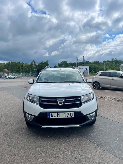 Dacia Sandero Stepway 3 of 8