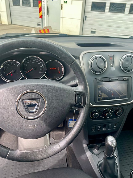 Dacia Sandero Stepway 8 of 8