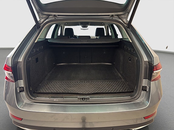 Skoda Superb 4 of 21