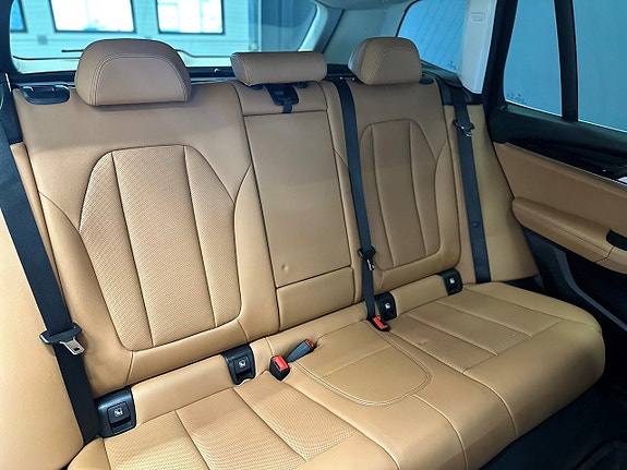 BMW X3 25 of 25