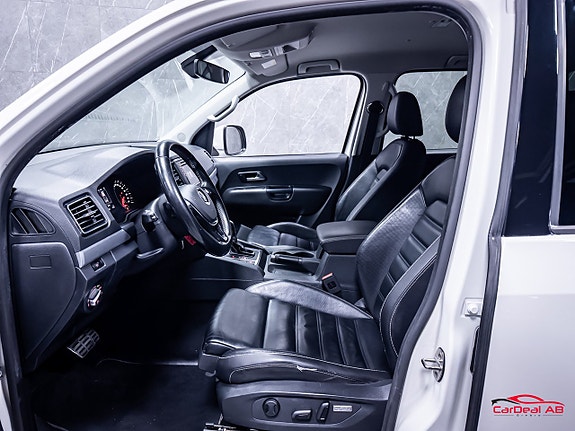 Volkswagen Amarok 10 of 30