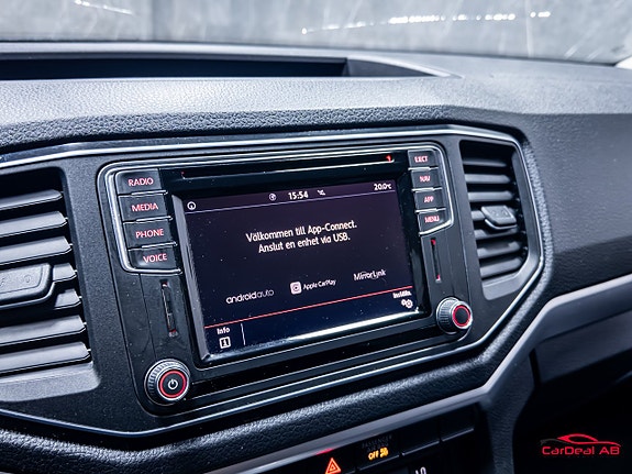 Volkswagen Amarok 27 of 30