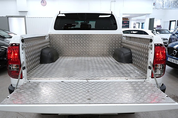 Toyota HiLux 5 of 27