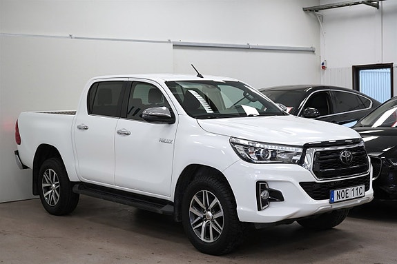 Toyota HiLux 7 of 27