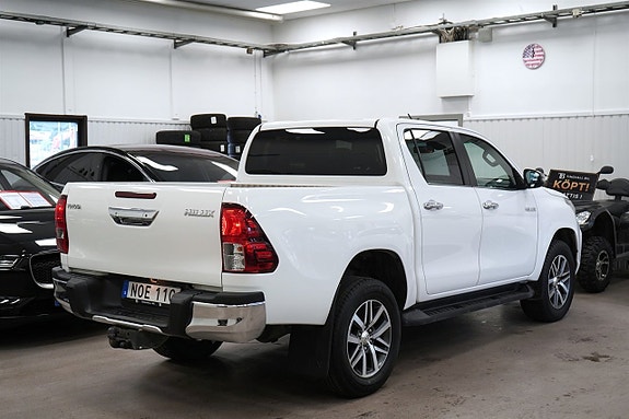 Toyota HiLux 6 of 27