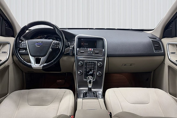 Volvo XC60 10 of 19