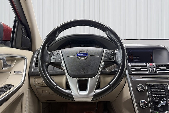 Volvo XC60 13 of 19