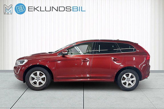 Volvo XC60 3 of 19