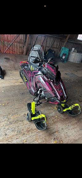 Polaris PRO RMK 800 2 of 4