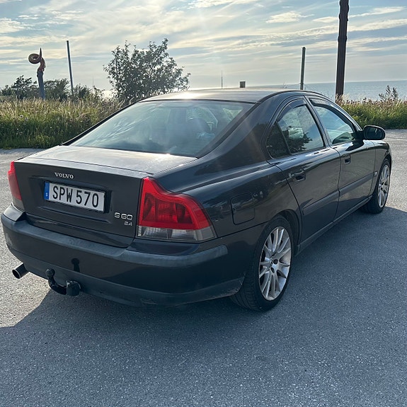 Volvo S60 5 of 8