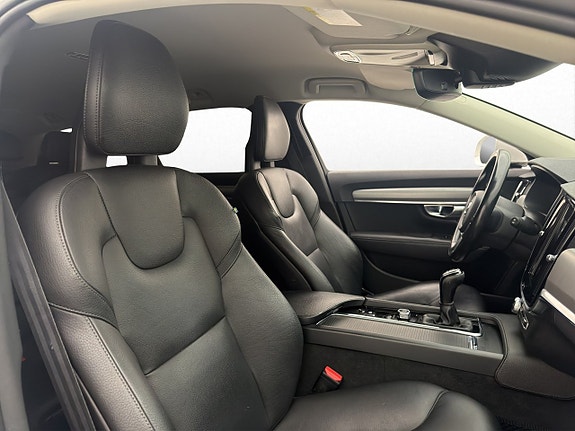 Volvo V90 14 of 30