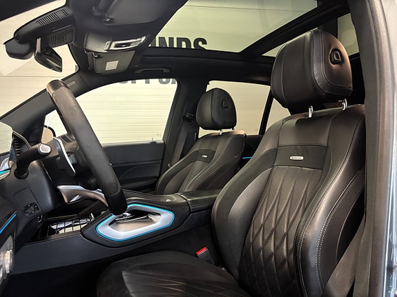 Mercedes-Benz GLE53 8 of 30