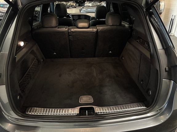 Mercedes-Benz GLE53 30 of 30