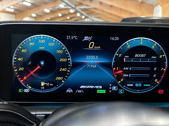 Mercedes-Benz GLE53 12 of 30