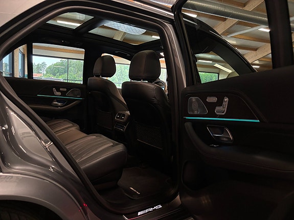 Mercedes-Benz GLE53 28 of 30