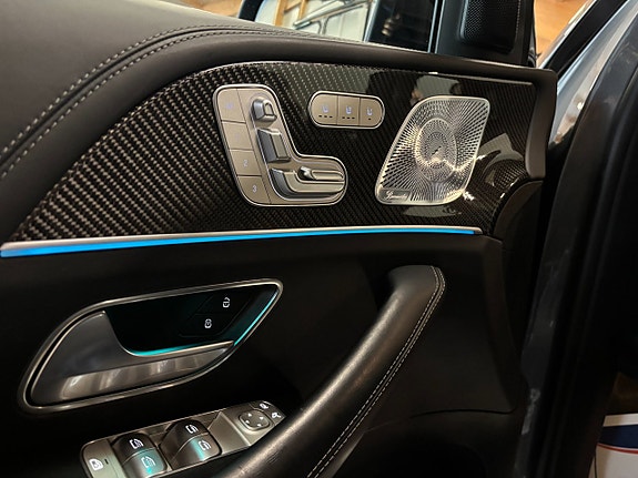 Mercedes-Benz GLE53 6 of 30