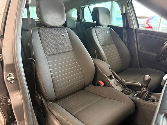 Renault Megane 12 of 18