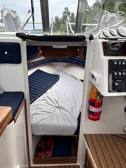Fin Uttern C68 7 of 12