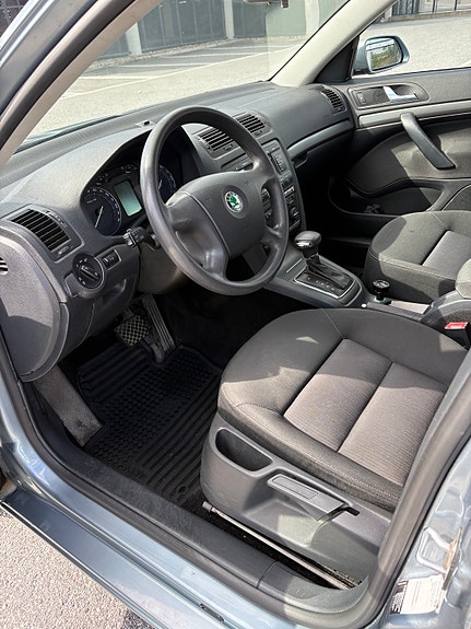 Skoda Octavia 7 of 9