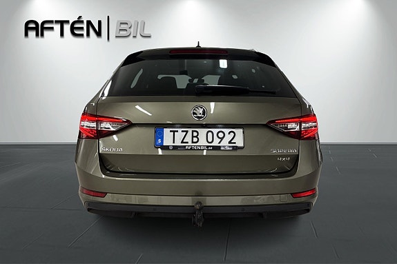 Skoda Superb 8 of 27