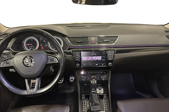 Skoda Superb 12 of 27