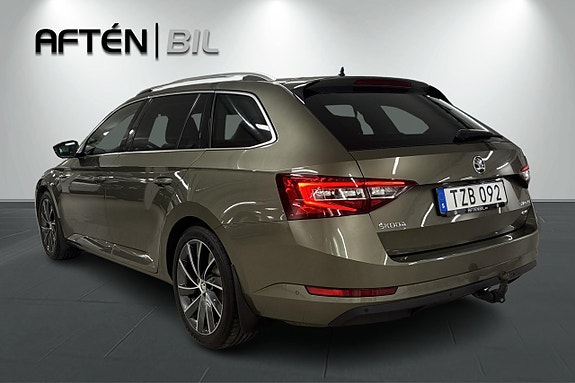 Skoda Superb 9 of 27