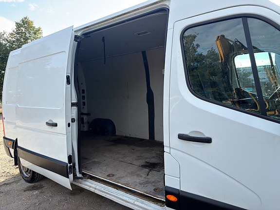 Renault Master 13 of 13