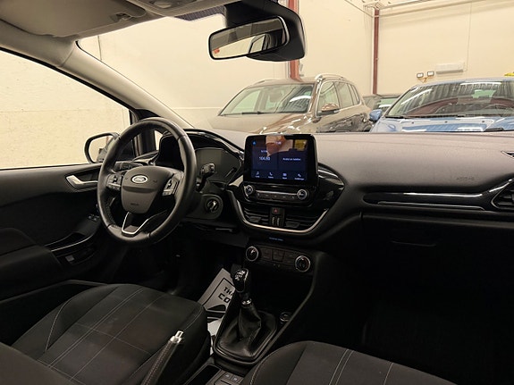 Ford Fiesta 23 of 25