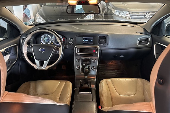 Volvo S60 16 of 18