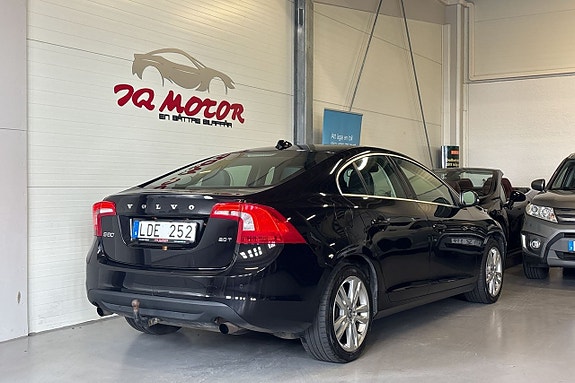 Volvo S60 5 of 18