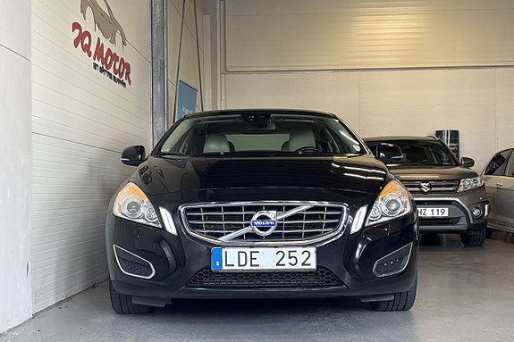 Volvo S60 3 of 18