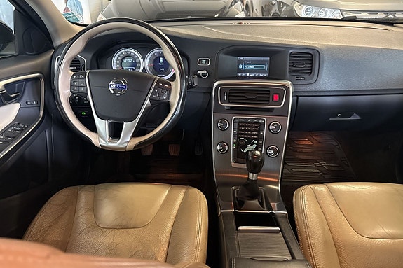 Volvo S60 17 of 18