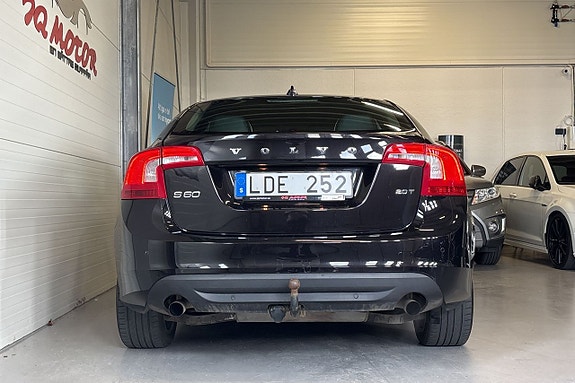 Volvo S60 7 of 18