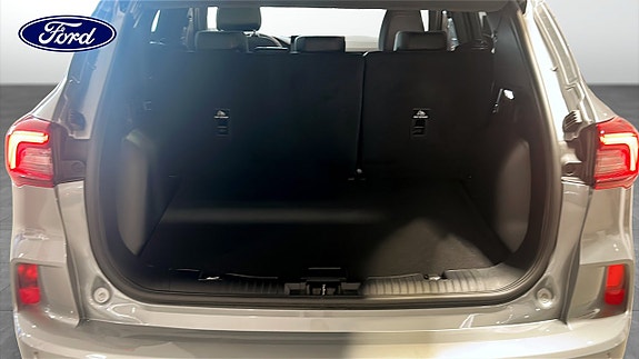 Ford Kuga 10 of 13