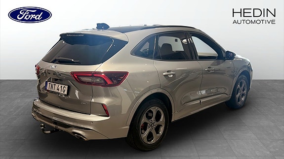 Ford Kuga 2 of 13