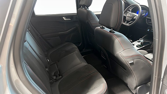 Ford Kuga 5 of 13