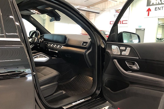 Mercedes-Benz GLS400 d 17 of 24