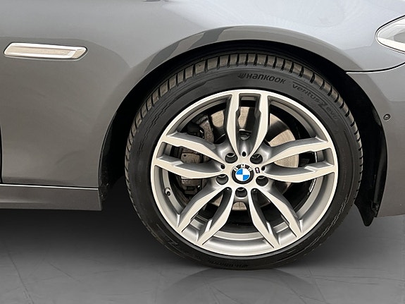 BMW 530d 30 of 30