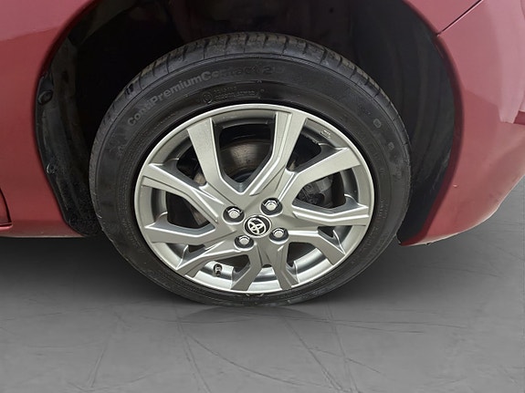 Toyota Yaris 28 of 28