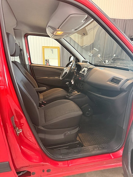 Fiat Doblo 7 of 9