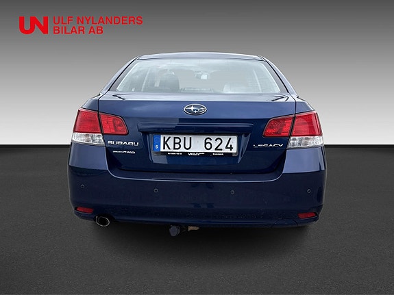 Subaru Legacy 3 of 15