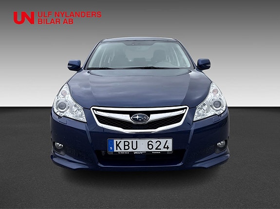 Subaru Legacy 6 of 15